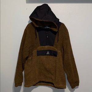 HUF Sherpa Sweater